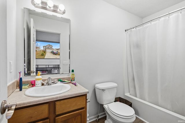 12228 Shearwater Run, Fort Wayne, IN 46845