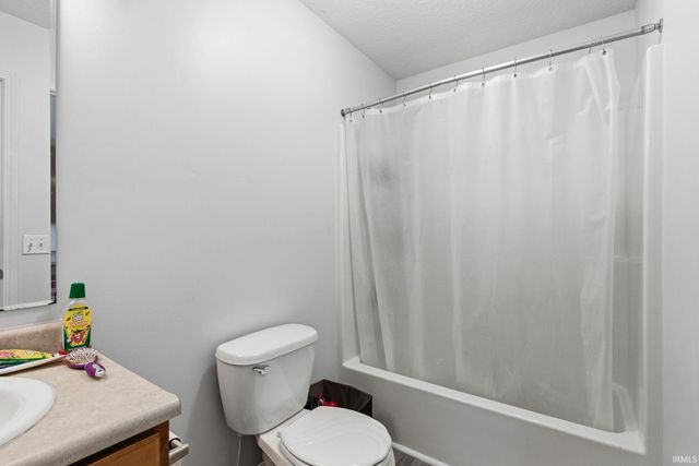 12228 Shearwater Run, Fort Wayne, IN 46845