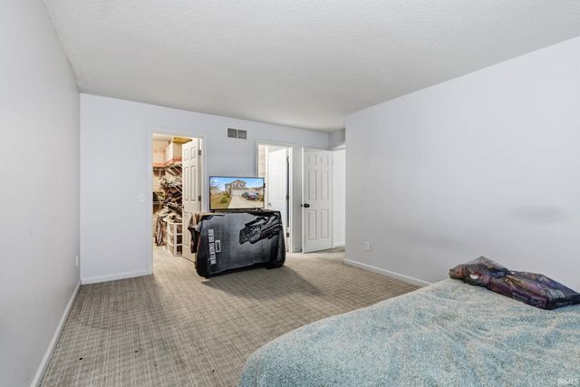 12228 Shearwater Run, Fort Wayne, IN 46845