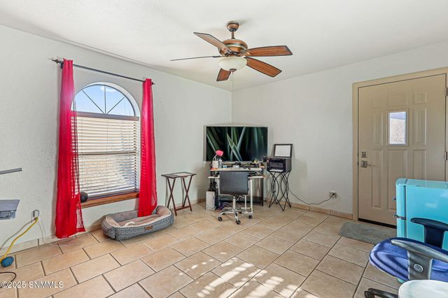 3387 Elkridge Lane, Las Cruces, NM 88005