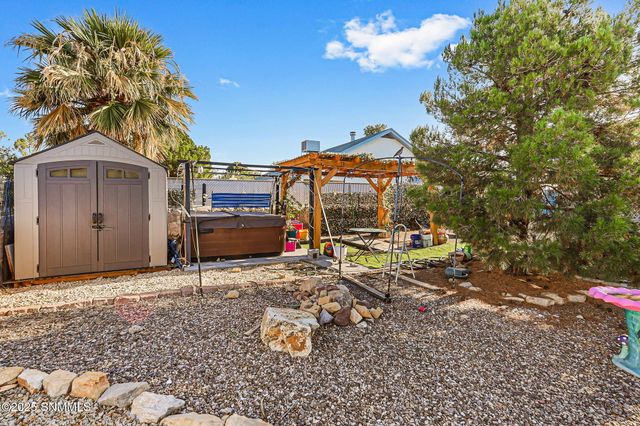 3387 Elkridge Lane, Las Cruces, NM 88005