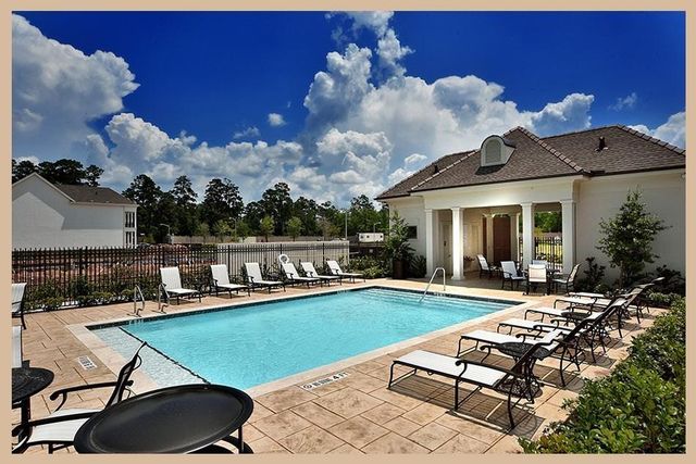 251 Green Boulevard, Shenandoah, TX 77384