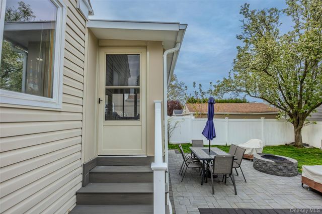 2459 Woodland Avenue, Wantagh, NY 11793