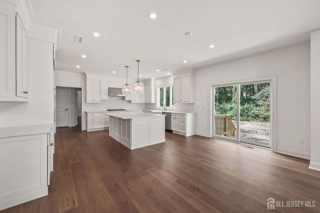 612 Old Stage Road, East Brunswick, NJ 08816