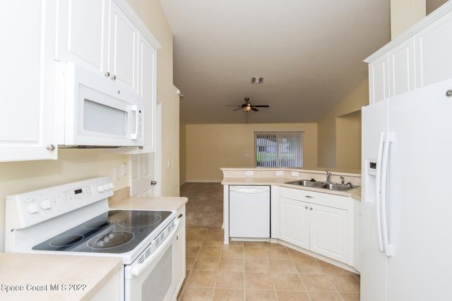 5690 Cinnamon Fern Boulevard, Cocoa, FL 32927