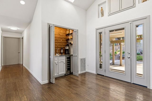 3070 Crystal Summit Rd, Pollock Pines, CA 95726