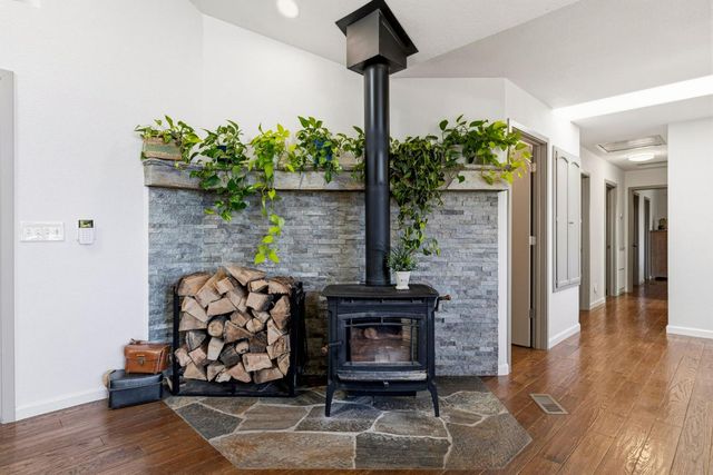 3070 Crystal Summit Rd, Pollock Pines, CA 95726