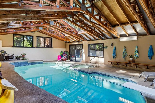 3070 Crystal Summit Rd, Pollock Pines, CA 95726