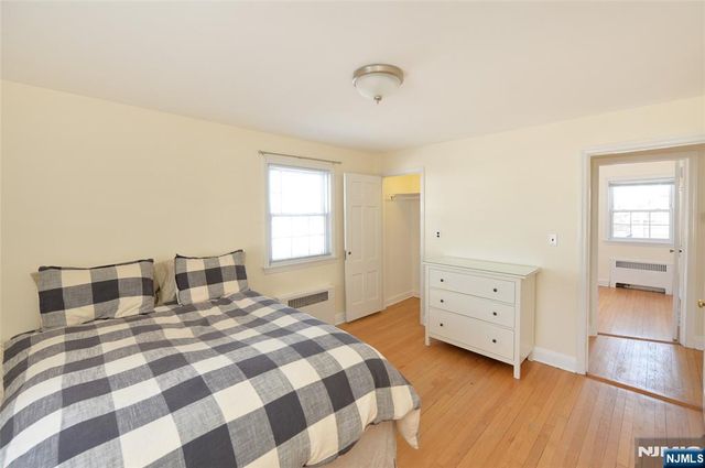 87 Grayson Place, Teaneck, NJ 07666