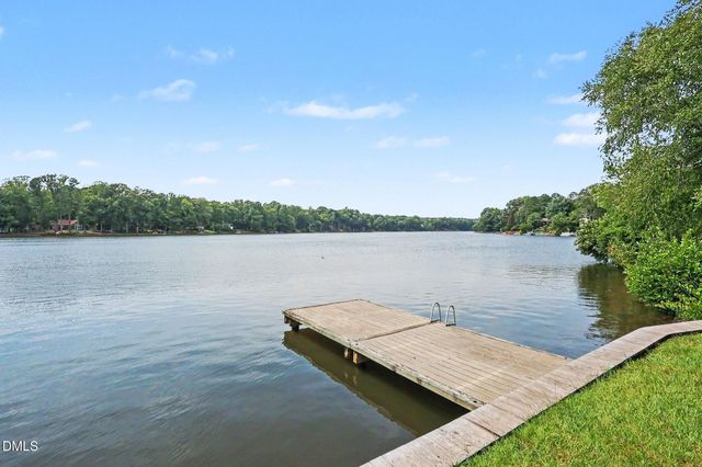 102 Windswept Lane, Cary, NC 27518