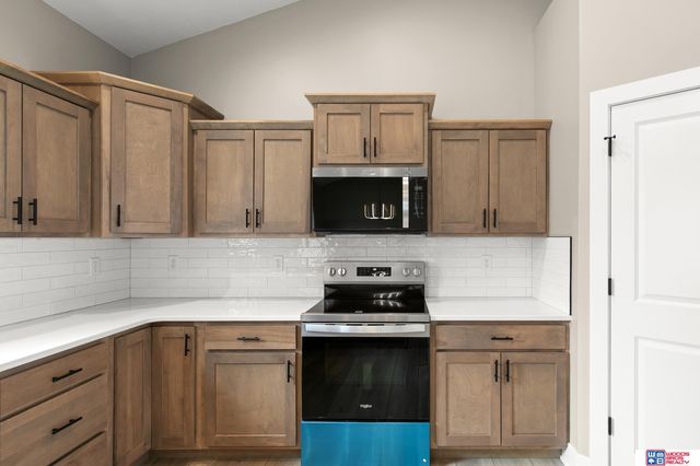 1755 W Trout Drive, Lincoln, NE 68521