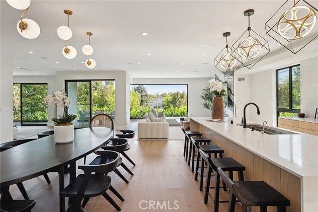 22268 Avenue San Luis, Woodland Hills (los Angeles), CA 91364