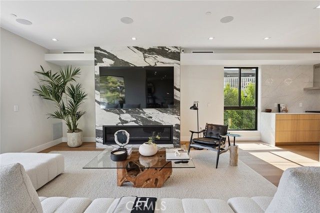 22268 Avenue San Luis, Woodland Hills (los Angeles), CA 91364