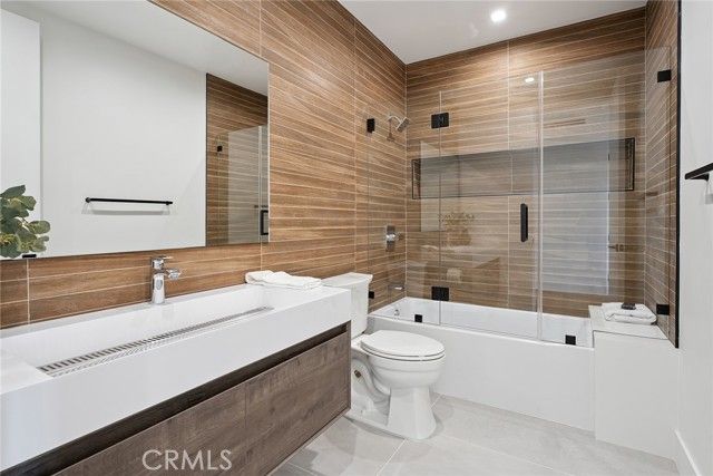 22268 Avenue San Luis, Woodland Hills (los Angeles), CA 91364