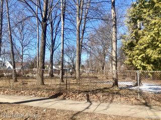 Vac Albert Avenue, Royal Oak, MI 48073