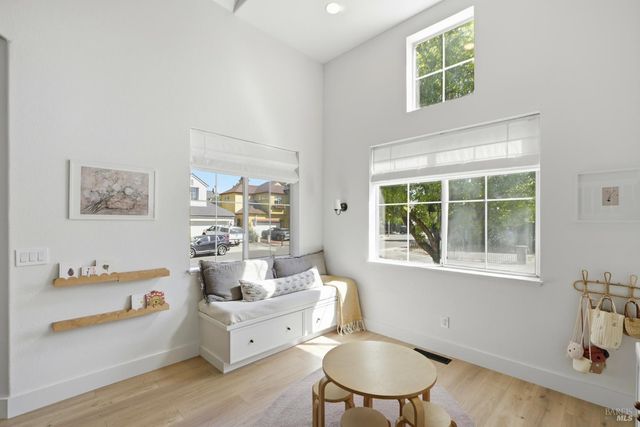 2321 Weatherby Ave, Santa Rosa, CA 95403