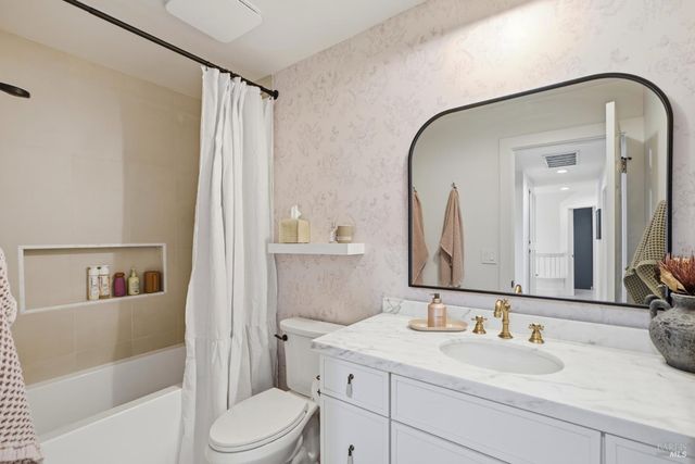 2321 Weatherby Ave, Santa Rosa, CA 95403