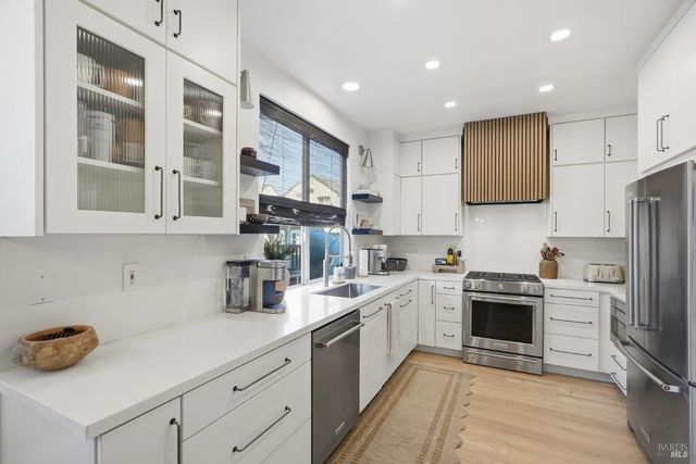 2321 Weatherby Ave, Santa Rosa, CA 95403