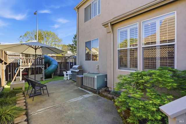 2321 Weatherby Ave, Santa Rosa, CA 95403