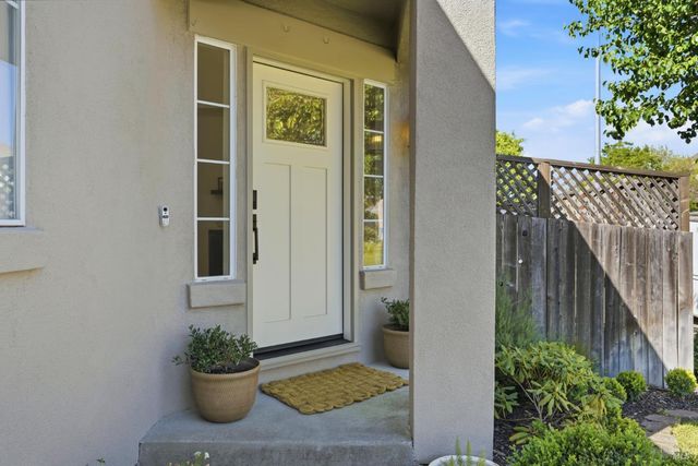 2321 Weatherby Ave, Santa Rosa, CA 95403