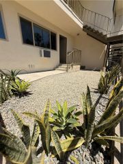 1651 golden gate ave 2, Los Angeles, CA 90026