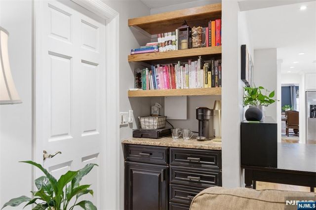 407 Mark Lane, River Vale, NJ 07675