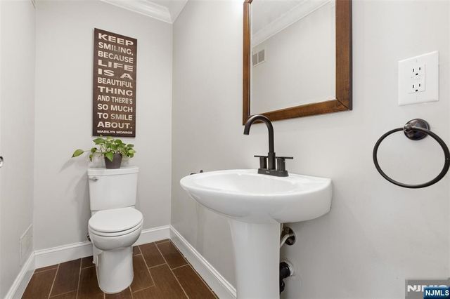 407 Mark Lane, River Vale, NJ 07675