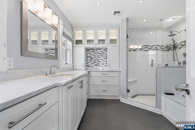 407 Mark Lane, River Vale, NJ 07675