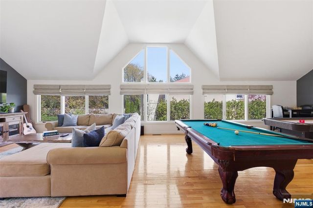 407 Mark Lane, River Vale, NJ 07675