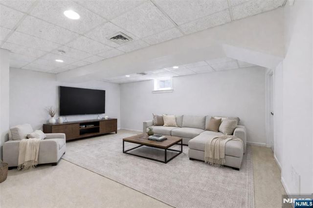 407 Mark Lane, River Vale, NJ 07675