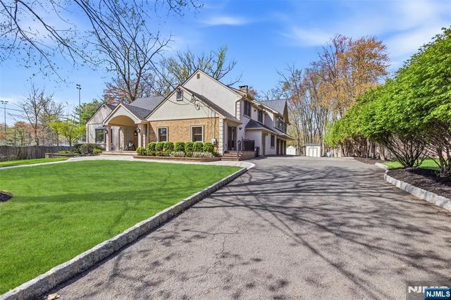 407 Mark Lane, River Vale, NJ 07675