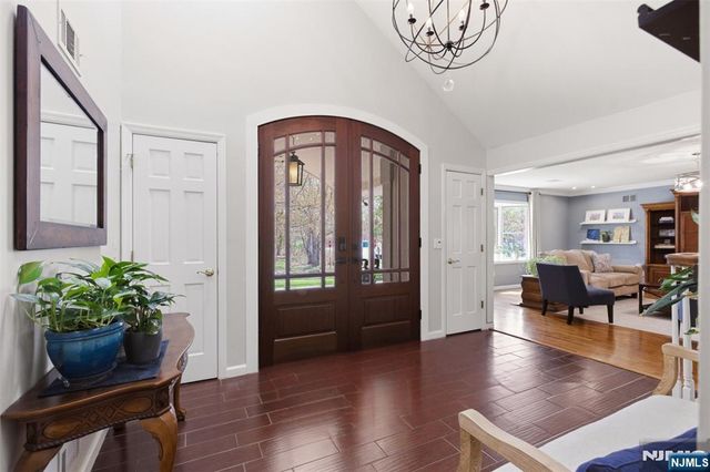 407 Mark Lane, River Vale, NJ 07675