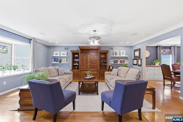 407 Mark Lane, River Vale, NJ 07675