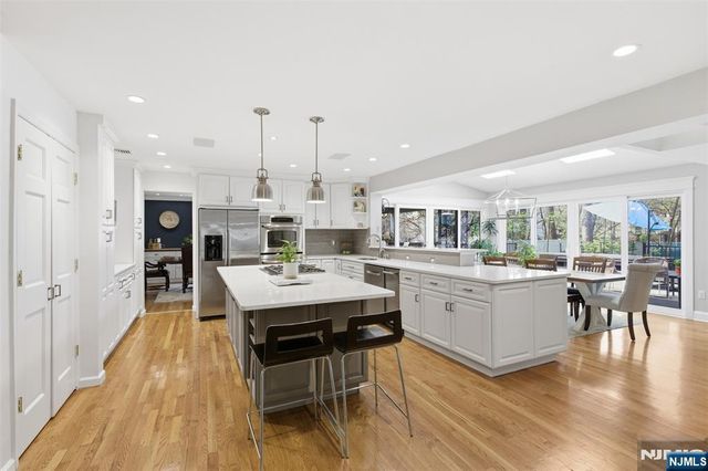 407 Mark Lane, River Vale, NJ 07675