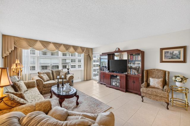 1160 N Federal Highway 1017, Fort Lauderdale, FL 33304