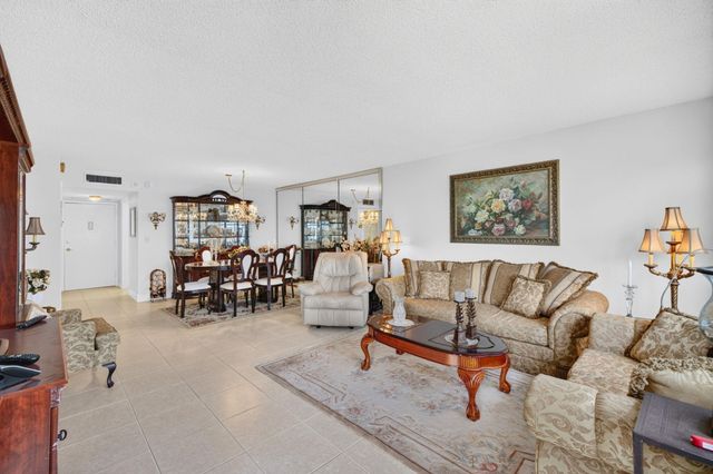 1160 N Federal Highway 1017, Fort Lauderdale, FL 33304