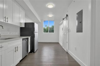 1620 NW 18th Street 305, Miami, FL 33125