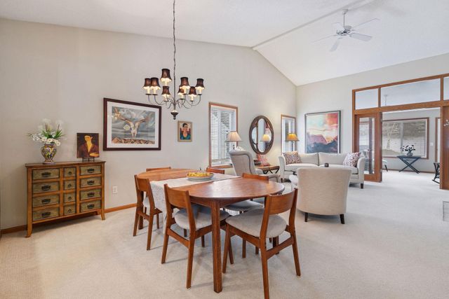 13136 Falcons Way, Savage, MN 55378