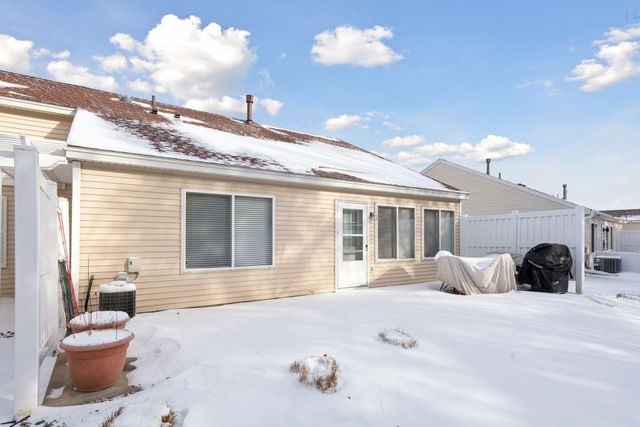 13136 Falcons Way, Savage, MN 55378