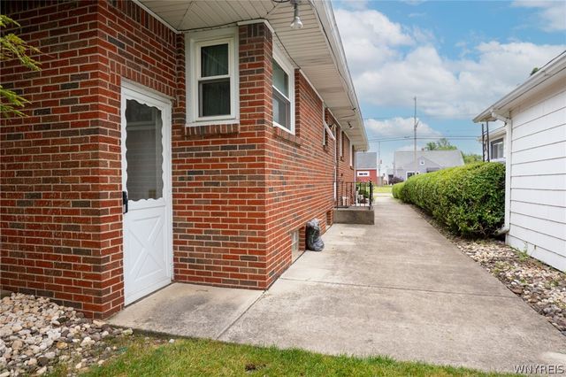 822 Brighton Road, Tonawanda, NY 14150