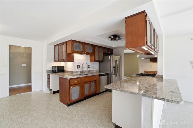 2361 Colony Way, Kettering, OH 45440