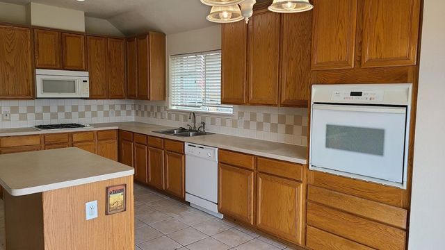 2318 Waterwood Drive, Sugar Land, TX 77479