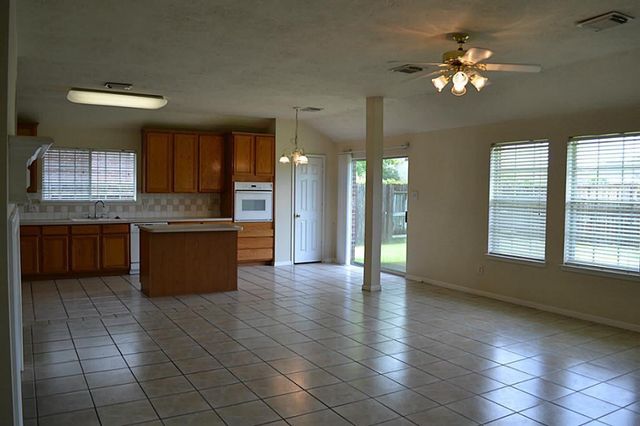 2318 Waterwood Drive, Sugar Land, TX 77479