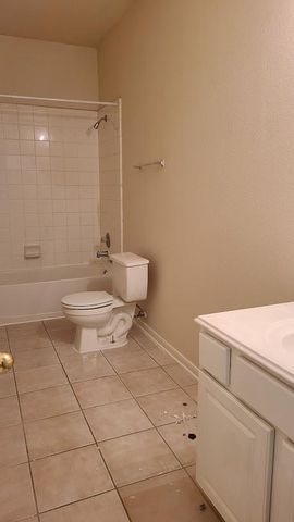 2318 Waterwood Drive, Sugar Land, TX 77479