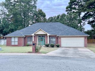 44 Hibiscus Cove, Maumelle, AR 72113