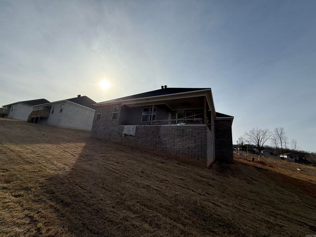 518 Madeleine Circle, Austin, AR 72007