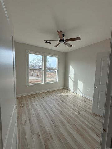 518 Madeleine Circle, Austin, AR 72007