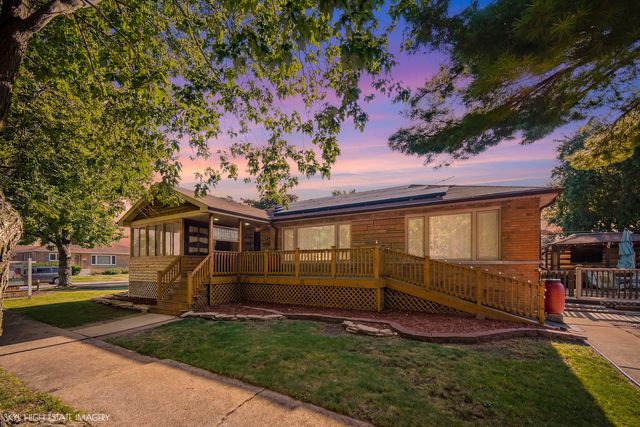 3032 W 100th Place, Evergreen Park, IL 60805
