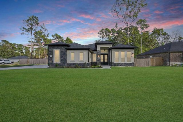 718 Weeping Willow Way, Magnolia, TX 77354