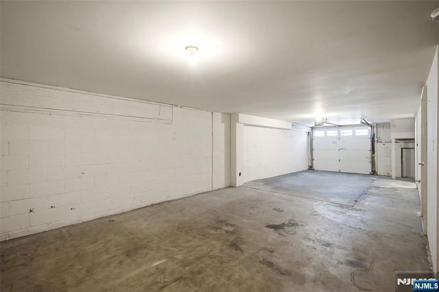 4 Jeanine Lane 37, Wallington, NJ 07057